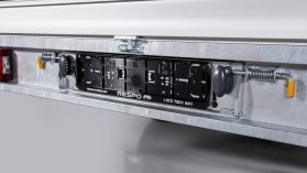 2700P402T205 Платформний причіп (з аксесуарами)